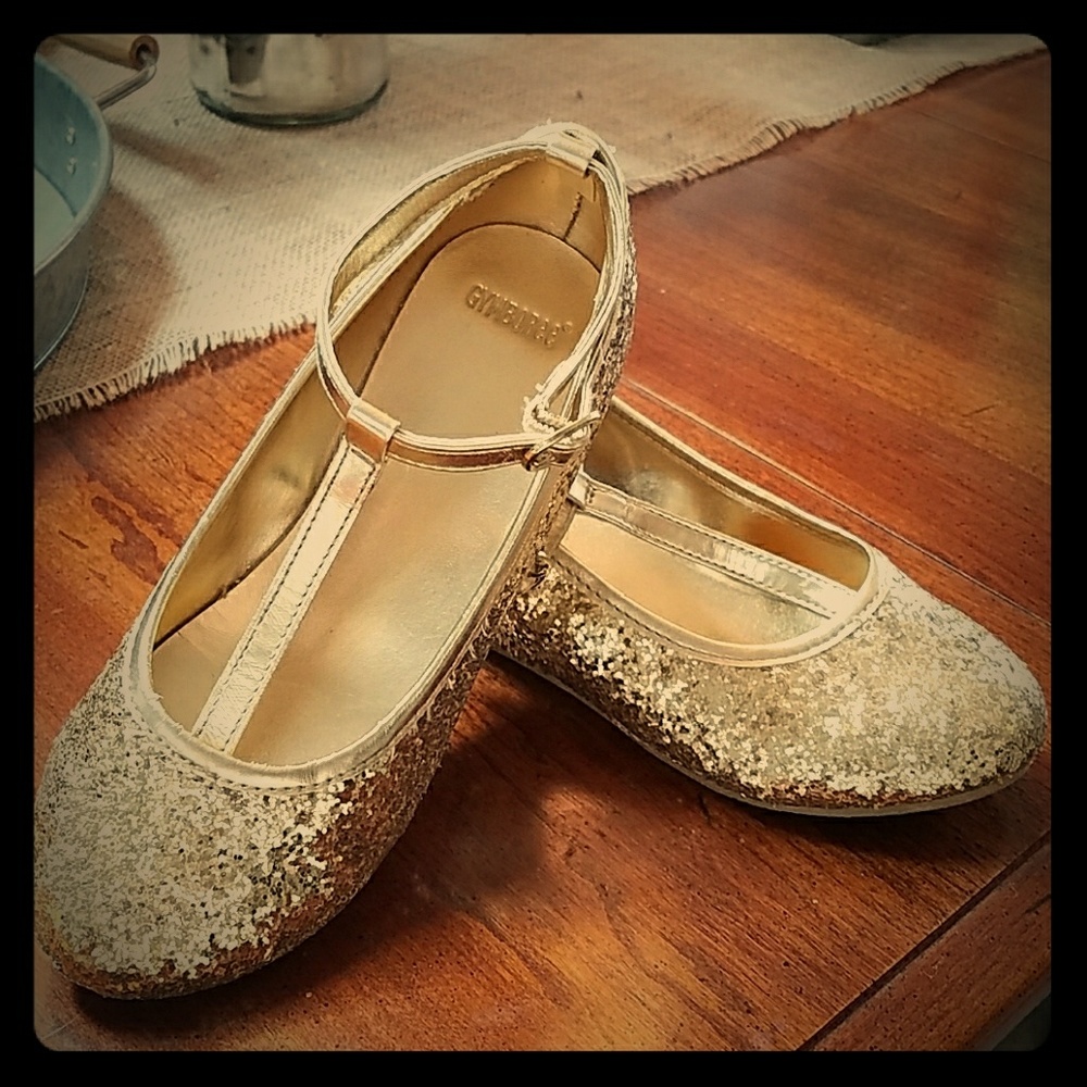 Gymboree size 2 gold shoes